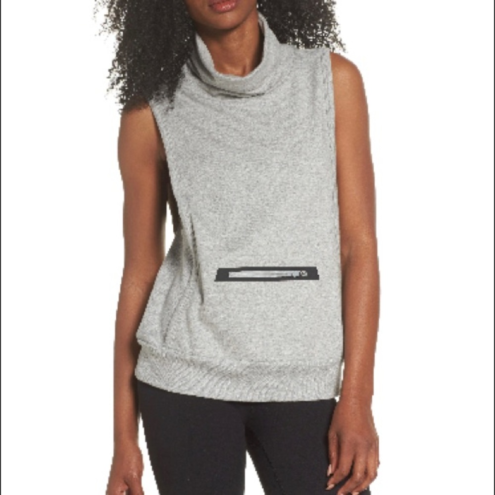 ZELLA bounce back funnel neck vest
